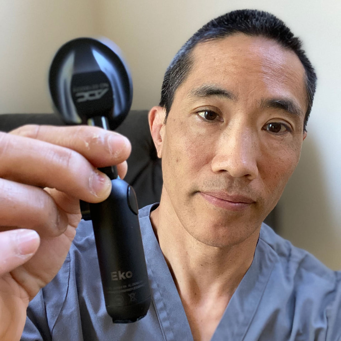 ER Doctor Uses Wireless Stethoscopes for COVID-19